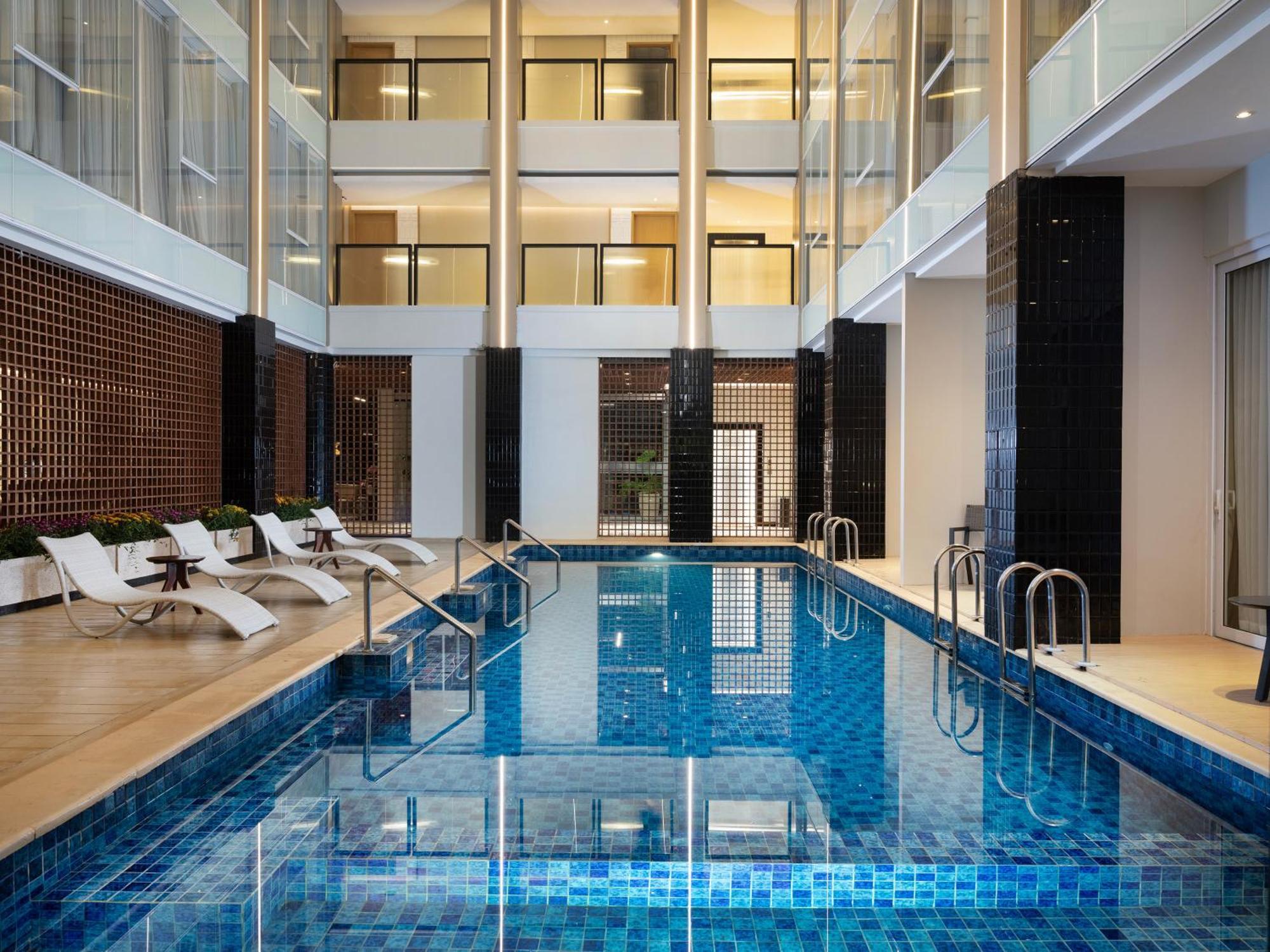 Hotel Golden Hill By Golden Tulip Tlekung Exterior foto