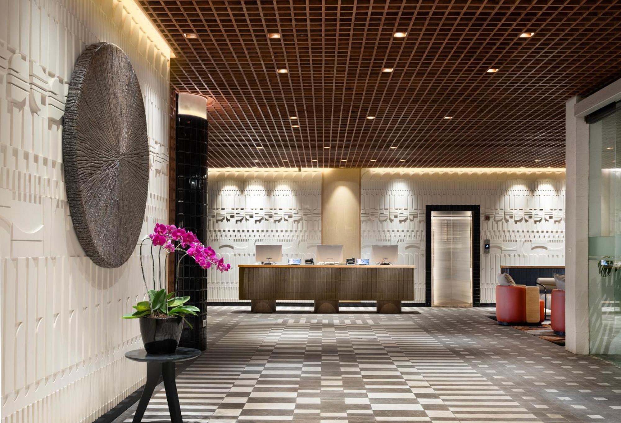 Hotel Golden Hill By Golden Tulip Tlekung Exterior foto